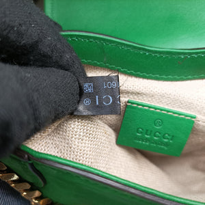 Pre-owned Gucci Nubuck Tigrette Chain Green suede 290684 shoulderbag | stylenewstar