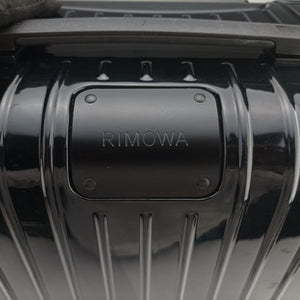 Pre-owned RIMOWA TOPAS Black aluminum suitcase | stylenewstar