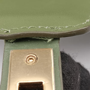 Pre-owned Celine Besace 16 Small Green Leather W-SL-2 shoulderbag | stylenewstar