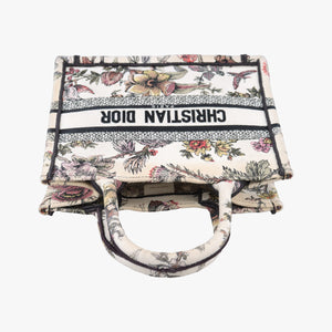 Pre-owned Christian Dior Book Tote White x Multicolour Jacquard handbag | stylenewstar