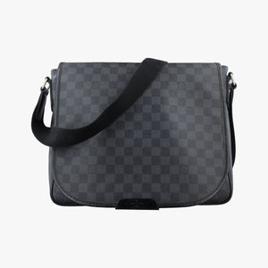 Pre-owned Louis Vuitton DANIEL MM Noir Damier Graphite N58029 shoulderbag | stylenewstar