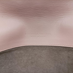 Vintage Bottega Veneta Intrecciato Nappa Rialto Pink lambskin shoulderbag | stylenewstar