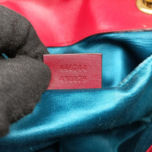 Secondhand Gucci GG Marmont Red velour 446744 shoulderbag | stylenewstar
