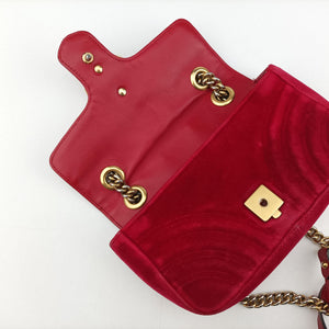 Secondhand Gucci GG Marmont Red velour 446744 shoulderbag | stylenewstar
