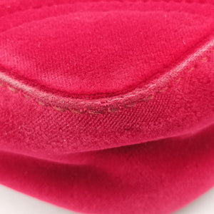 Secondhand Gucci GG Marmont Red velour 446744 shoulderbag | stylenewstar