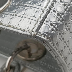 Pre-owned Christian Dior Lady Dior Silver Patent shoulderbag | stylenewstar