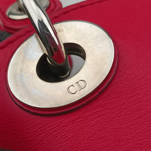 Pre-owned Christian Dior Diorissimo Red Leather shoulderbag | stylenewstar