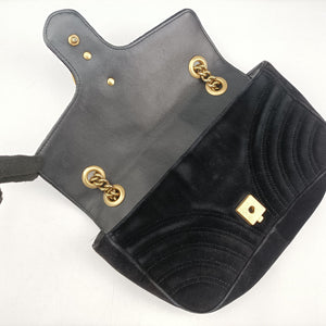 Pre-owned Gucci GG Marmont Black velour 443497 shoulderbag | stylenewstar