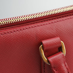 Vintage Prada Galleria Red SAFFIANO Leather BN1786 handbag | stylenewstar