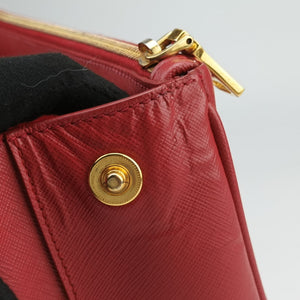 Vintage Prada Galleria Red SAFFIANO Leather BN1786 handbag | stylenewstar