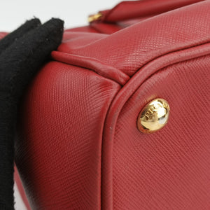 Vintage Prada Galleria Red SAFFIANO Leather BN1786 handbag | stylenewstar
