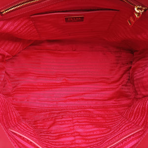 Vintage Prada Galleria Red SAFFIANO Leather BN1786 handbag | stylenewstar