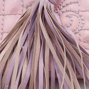 Pre-owned VERSACE Medusa quilted chain Pink Patent  shoulderbag | stylenewstar