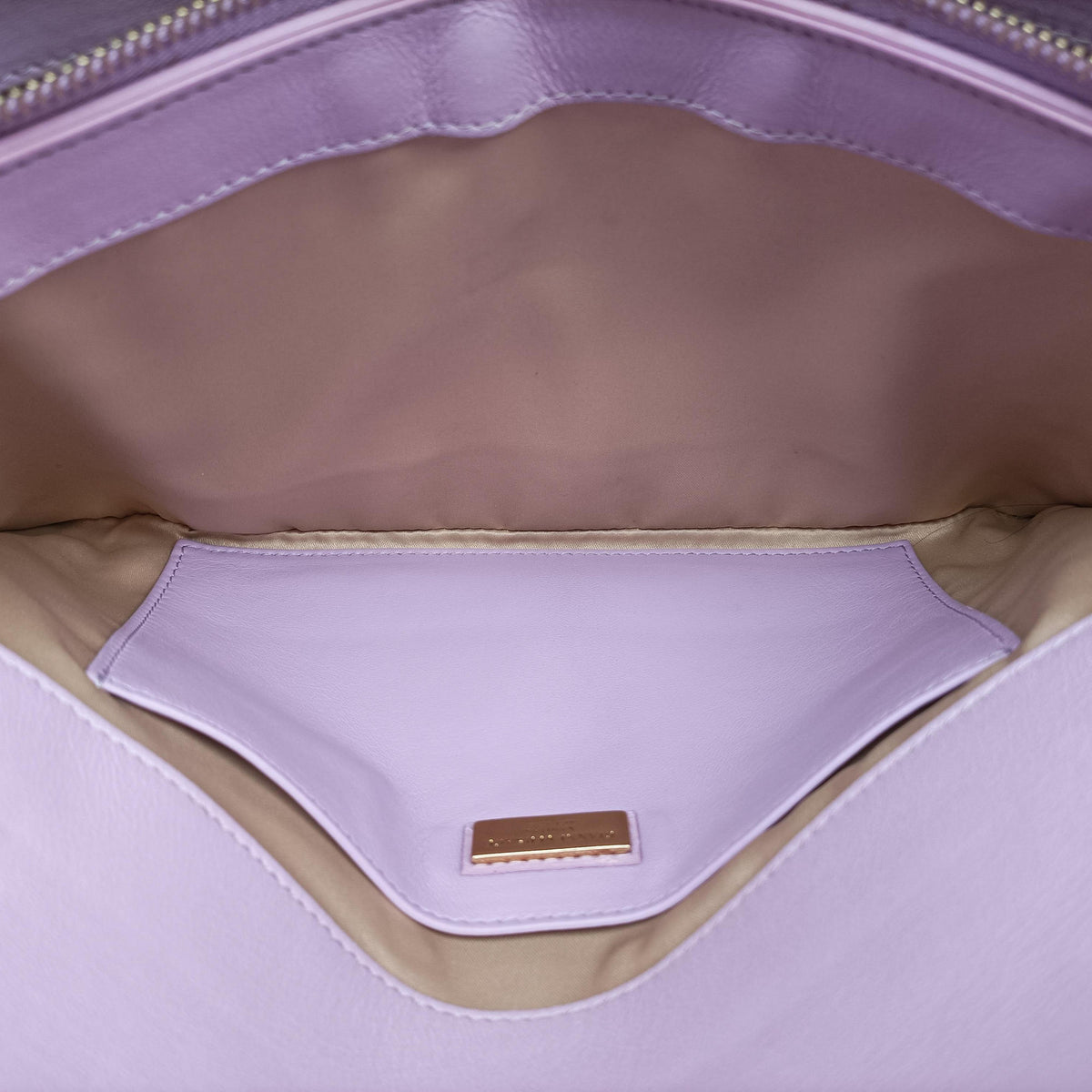 Pre-owned VERSACE Medusa quilted chain Pink Patent  shoulderbag | stylenewstar