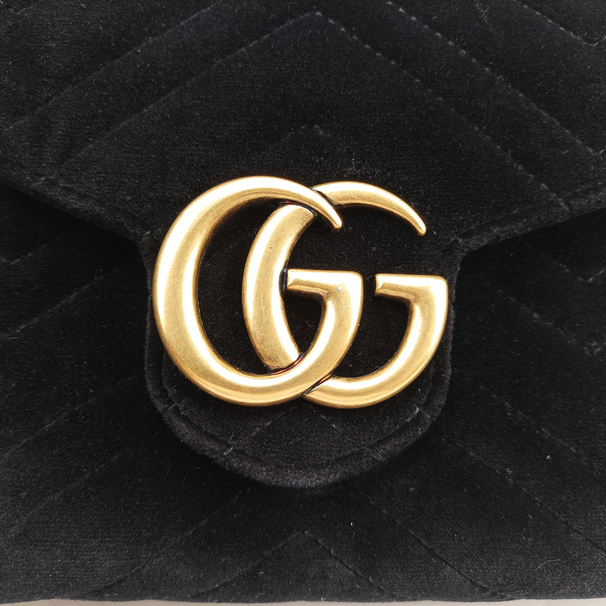 Vintage Gucci GG Marmont Black velour 474575 shoulderbag | stylenewstar