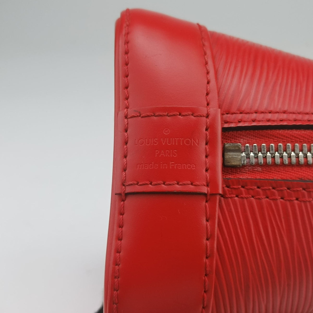 Pre-owned Louis Vuitton Alma BB CARMIN Epi M40850 shoulderbag | stylenewstar