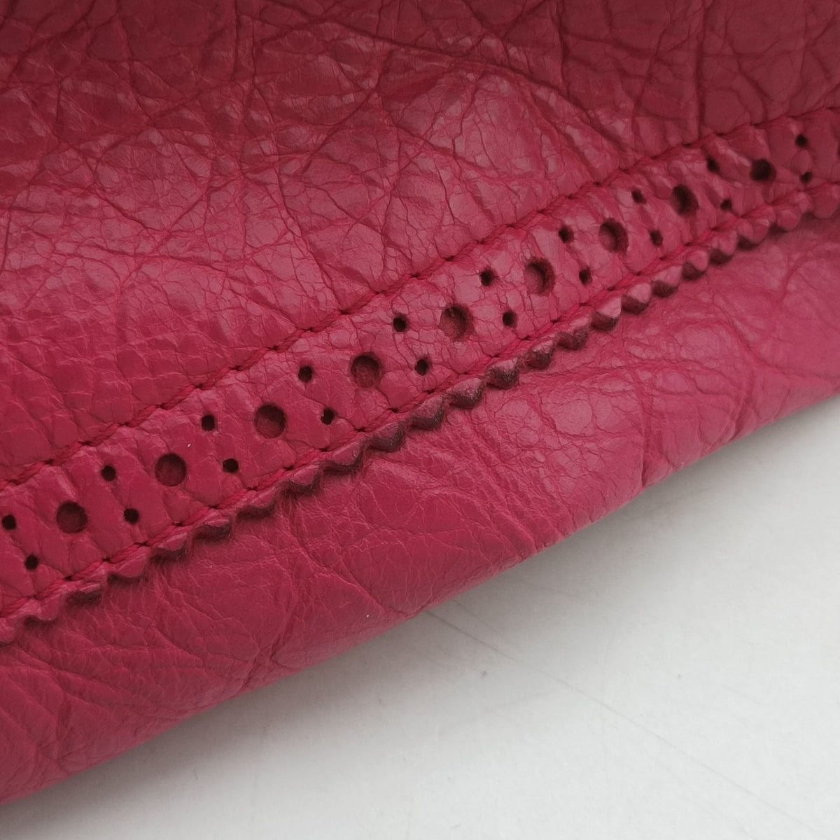 Vintage Balenciaga Giant Broad City Pink lambskin  shoulderbag | stylenewstar