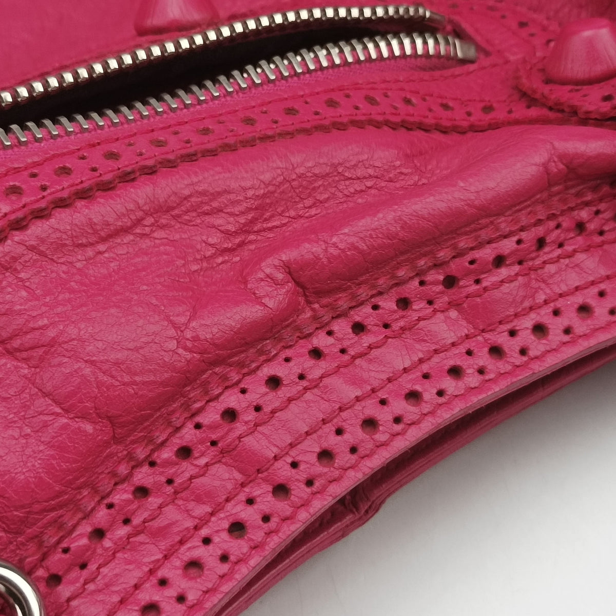 Vintage Balenciaga Giant Broad City Pink lambskin  shoulderbag | stylenewstar