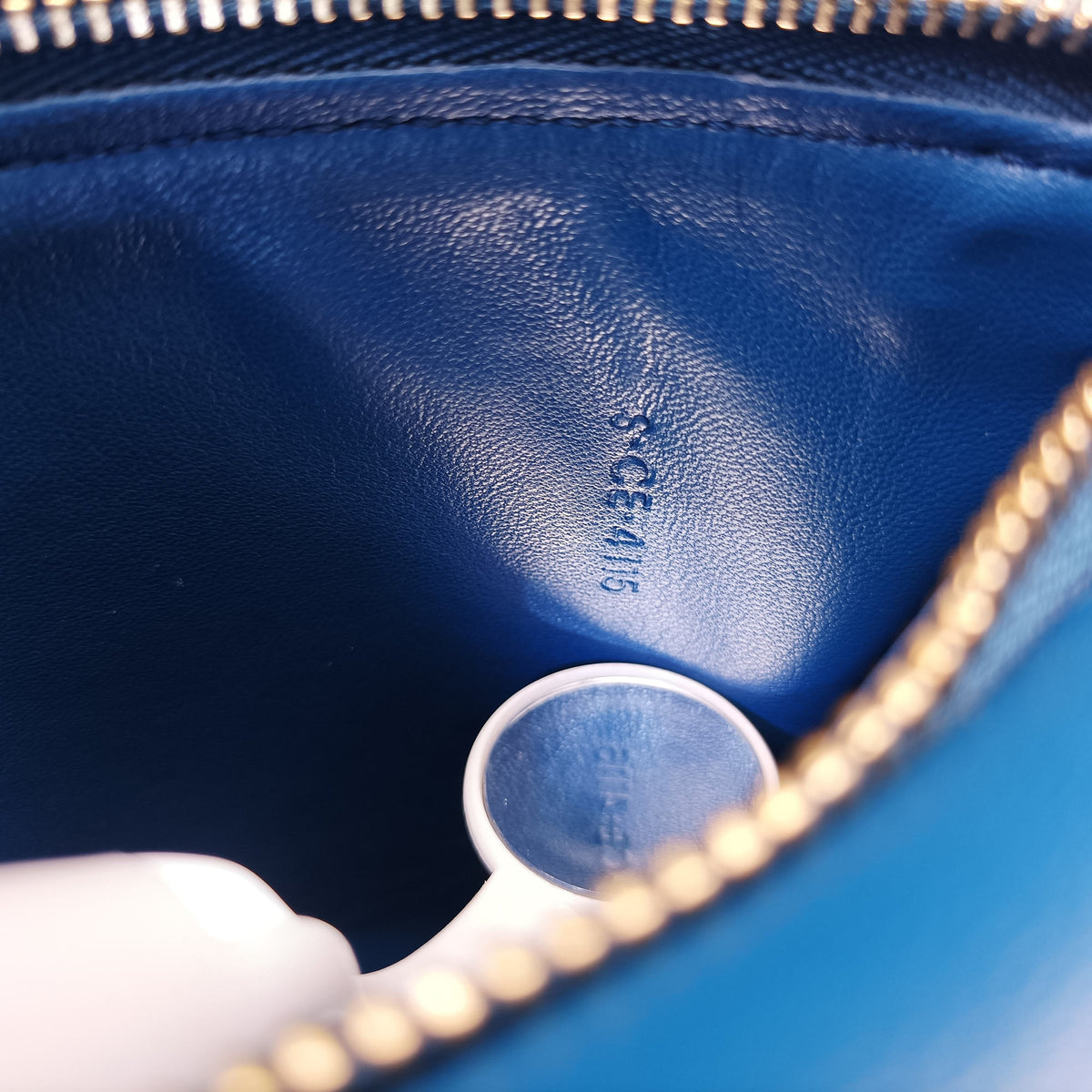 Secondhand Celine CLASSIC BOX Blue Leather  shoulderbag | stylenewstar