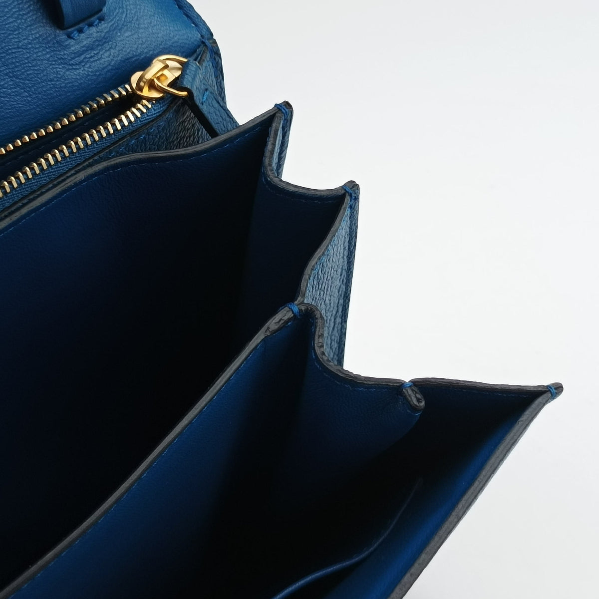 Secondhand Celine CLASSIC BOX Blue Leather  shoulderbag | stylenewstar