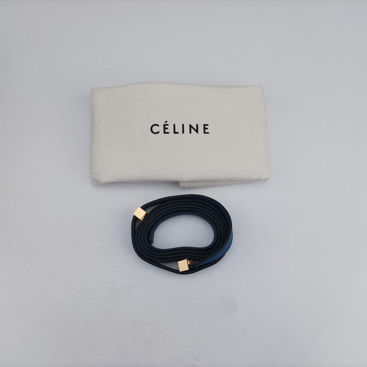 Secondhand Celine CLASSIC BOX Blue Leather  shoulderbag | stylenewstar