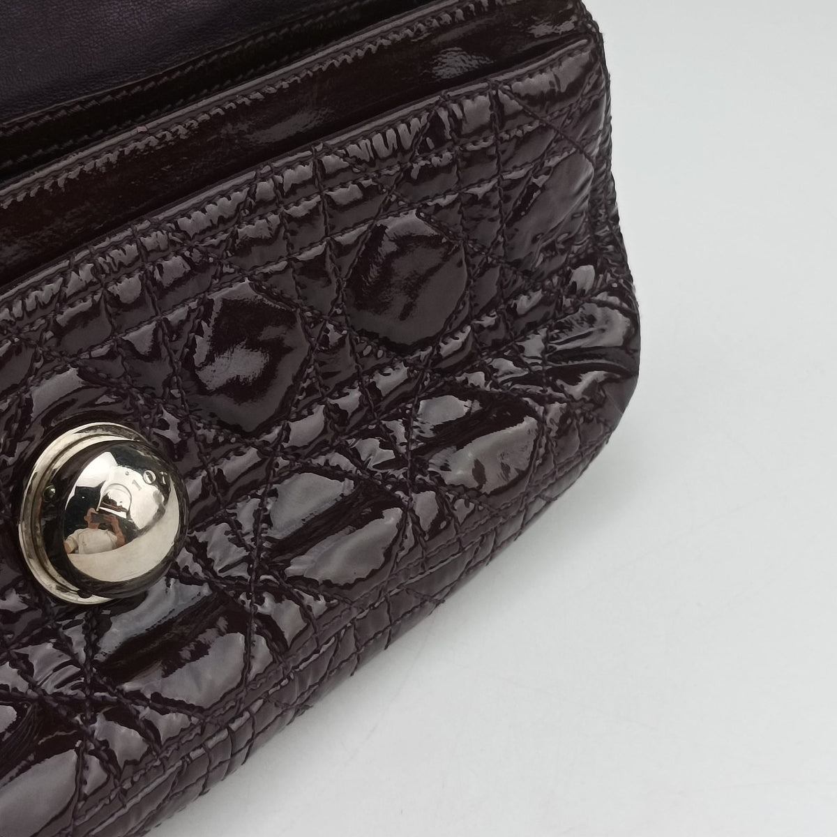 Pre-owned Christian Dior Rendezvous Purple Patent  shoulderbag | stylenewstar