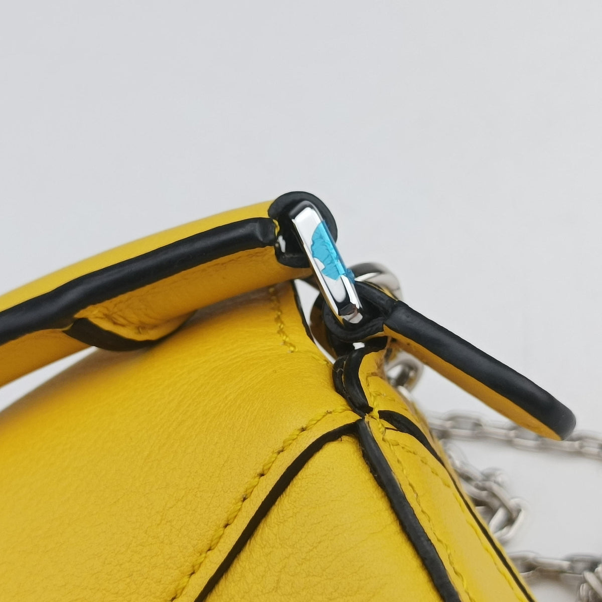 Secondhand Loewe Puzzle Nano Yellow Leather A510U98X01 shoulderbag | stylenewstar