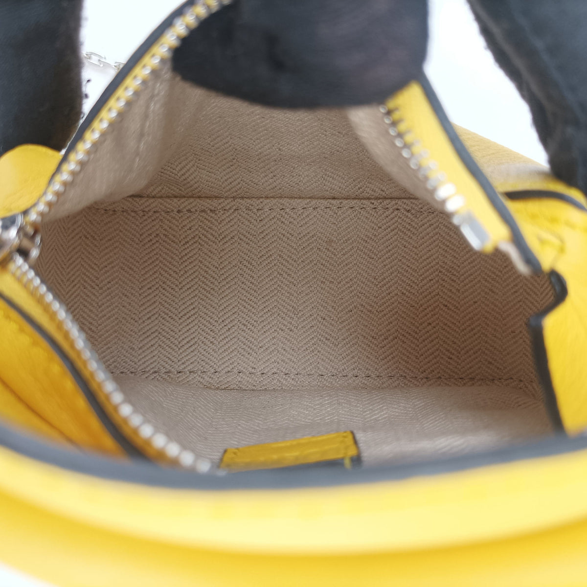 Secondhand Loewe Puzzle Nano Yellow Leather A510U98X01 shoulderbag | stylenewstar