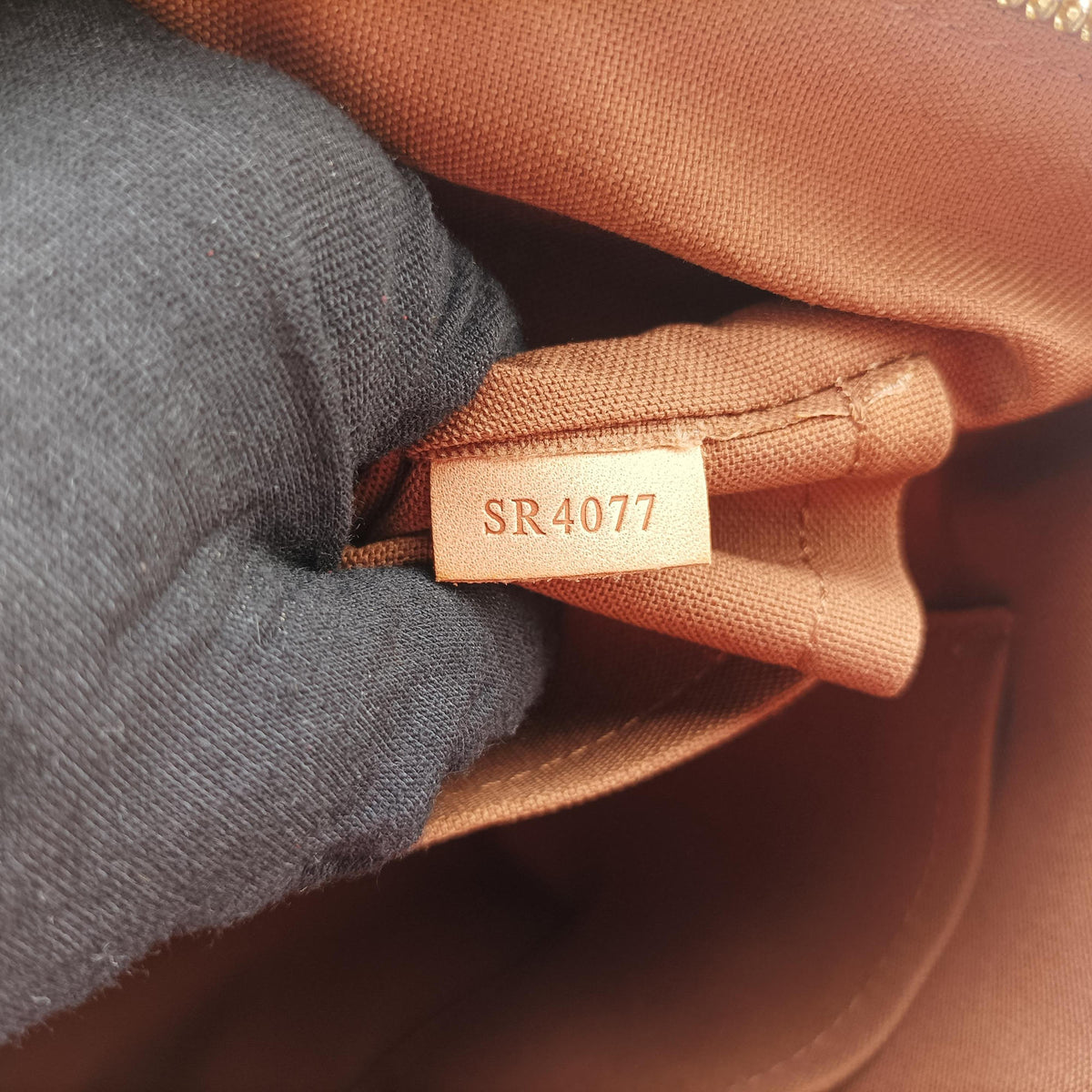Pre-owned Louis Vuitton PALERMO PM brown Monogram Canvas M40145 shoulderbag | stylenewstar