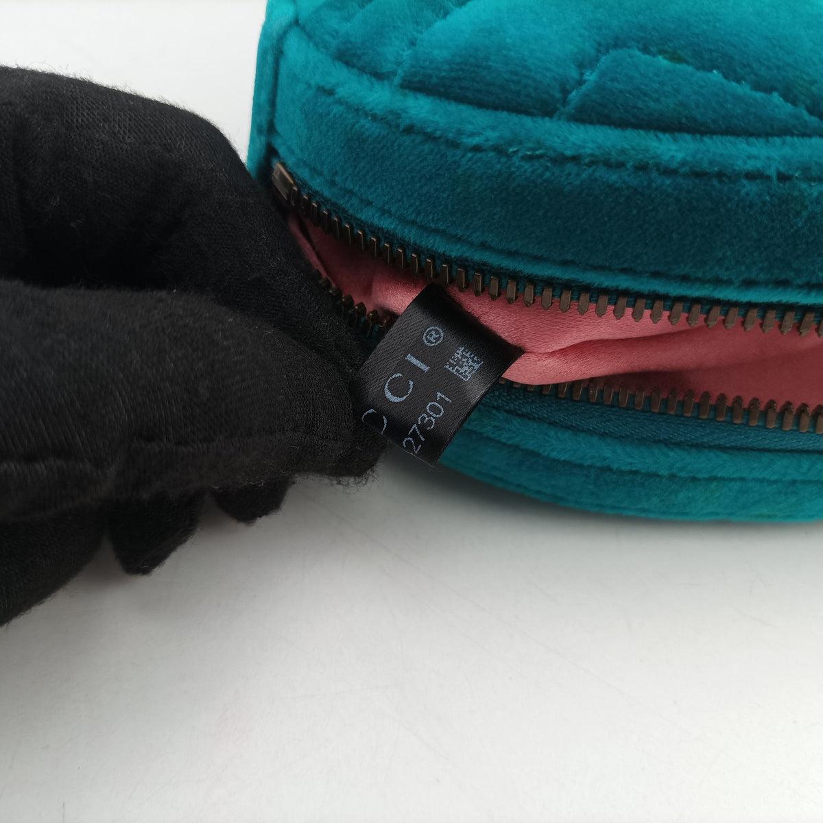 Pre-owned Gucci GG Marmont Blue velour 476434 bum bag/waist bag | stylenewstar