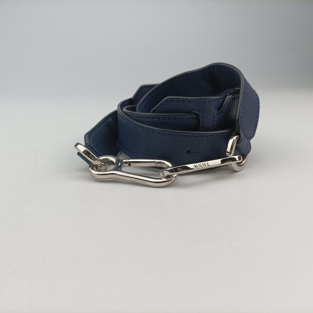 Pre-owned Loewe Puzzle Blue Leather  handbag | stylenewstar