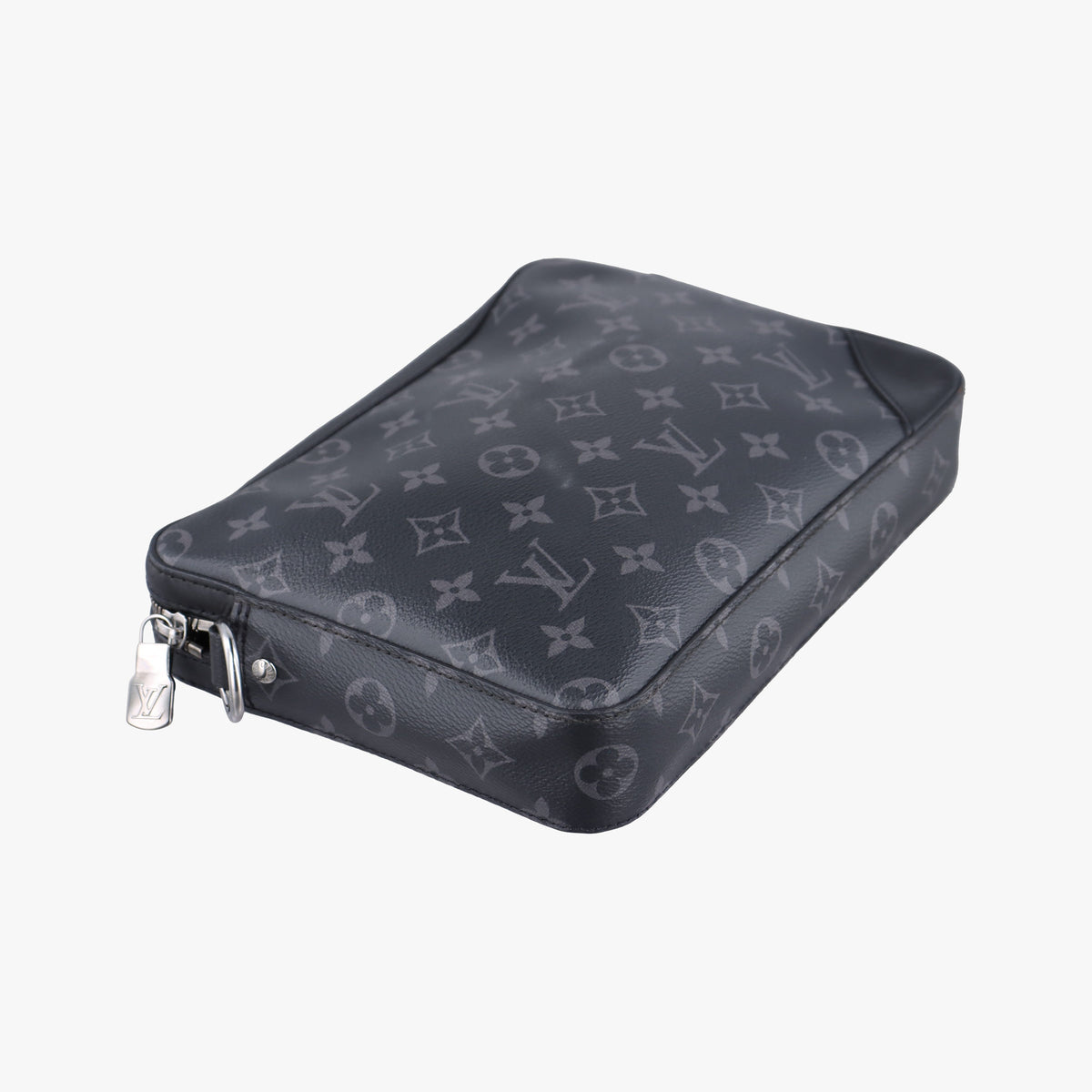 Secondhand Louis Vuitton Trio Messenger Gris Monogram Shadow M46603 shoulderbag | stylenewstar