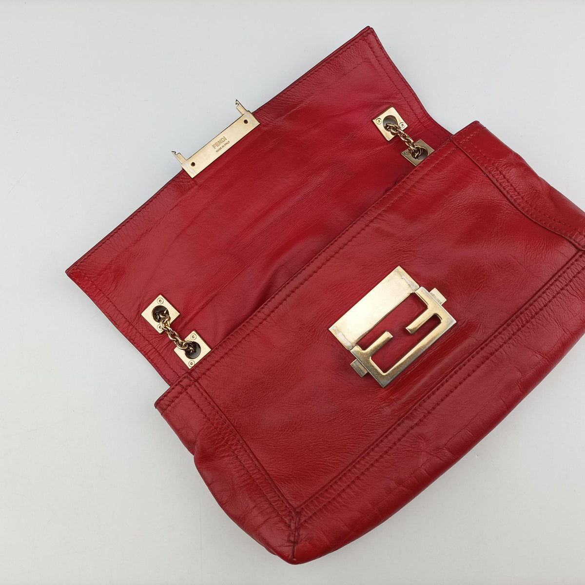 Pre-owned Fendi Baguette Chain Flap Red Leather 8BT129 shoulderbag | stylenewstar