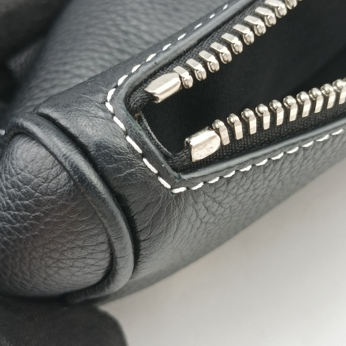 Pre-owned Christian Dior saddle Black Leather  bum bag/waist bag | stylenewstar