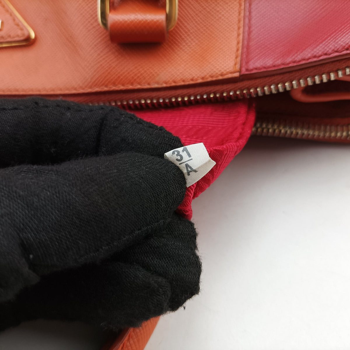 Pre-owned Prada Galleria Orange×red SAFFIANO Leather BN1844 shoulderbag | stylenewstar