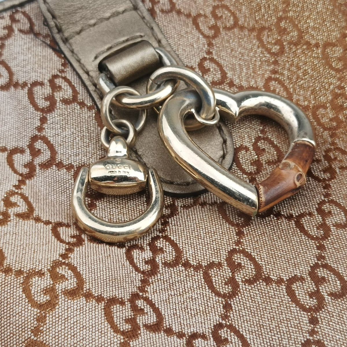 Pre-owned Gucci Heart Bit charm Brown canvas×leather 269956 handbag | stylenewstar