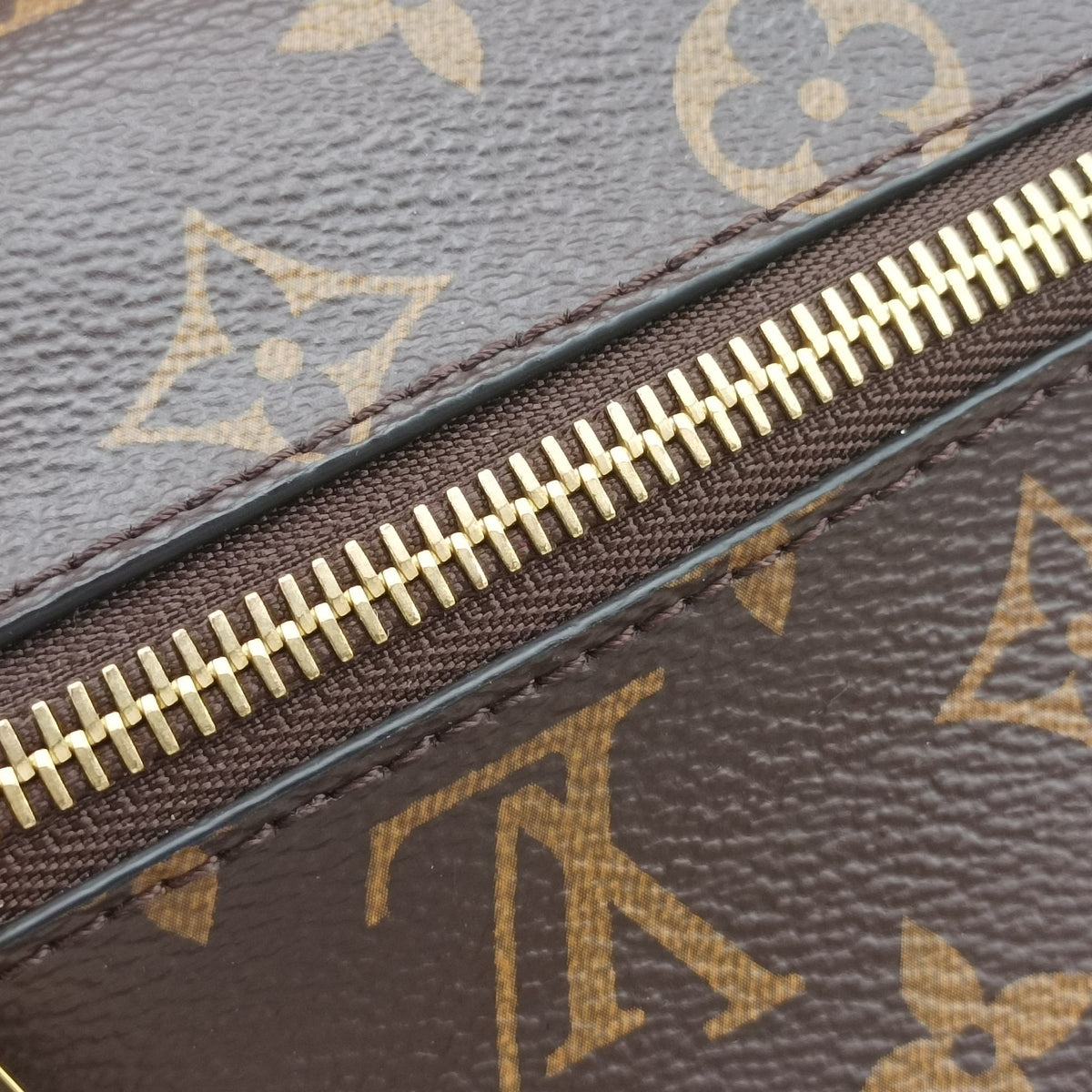 Pre-owned Louis Vuitton Pochette Metis MM Brown Monogram canvas M44875 shoulderbag | stylenewstar