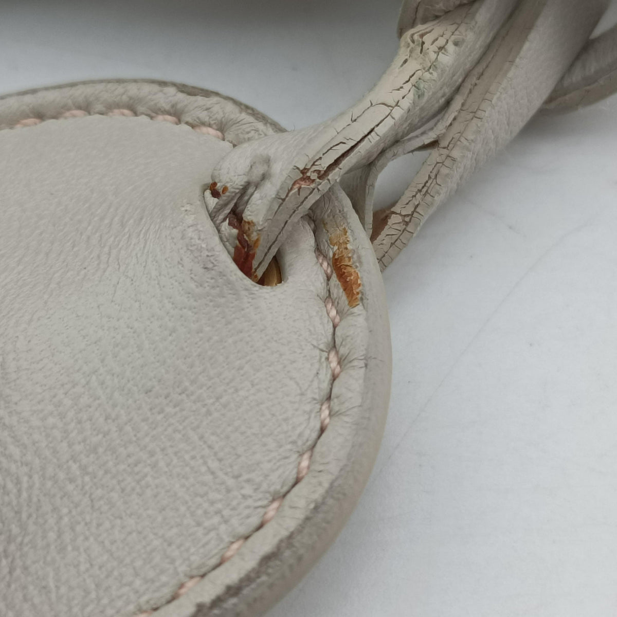 Secondhand Miu Miu Coffer Matelasse Grey Leather  shoulderbag | stylenewstar