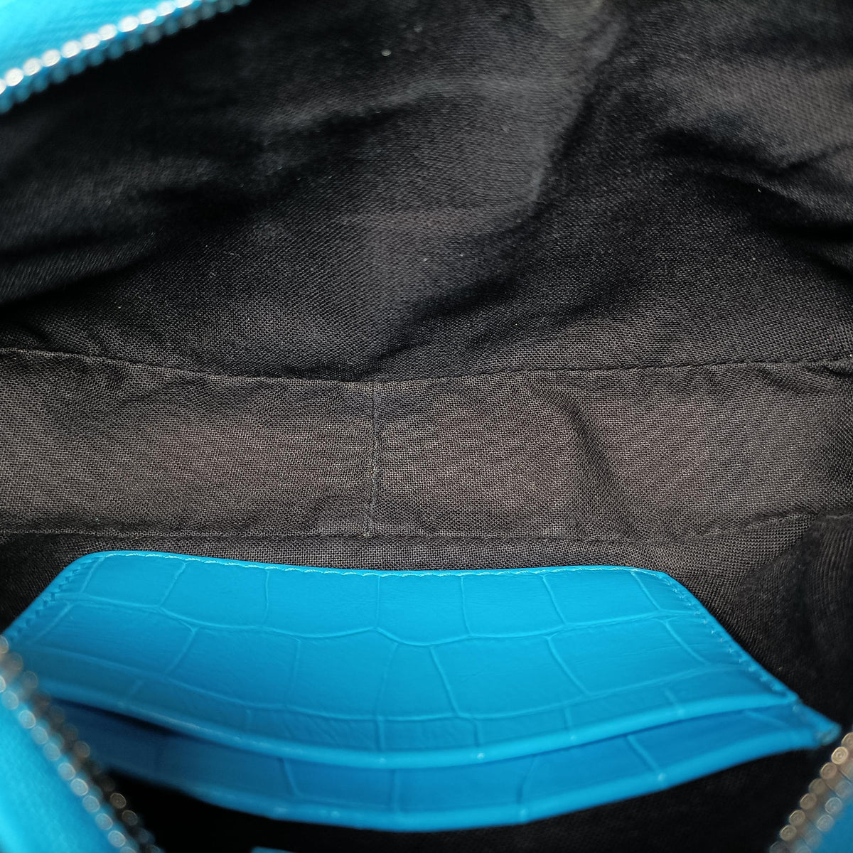 Pre-owned Balenciaga Le Cagole Mini Blue Leather 695814 shoulderbag | stylenewstar