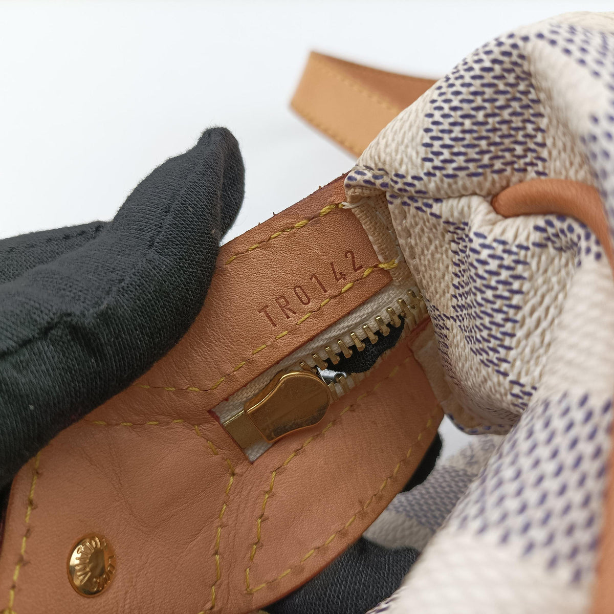Secondhand Louis Vuitton STRESA PM Azur Damier Canvas N42220 shoulderbag | stylenewstar