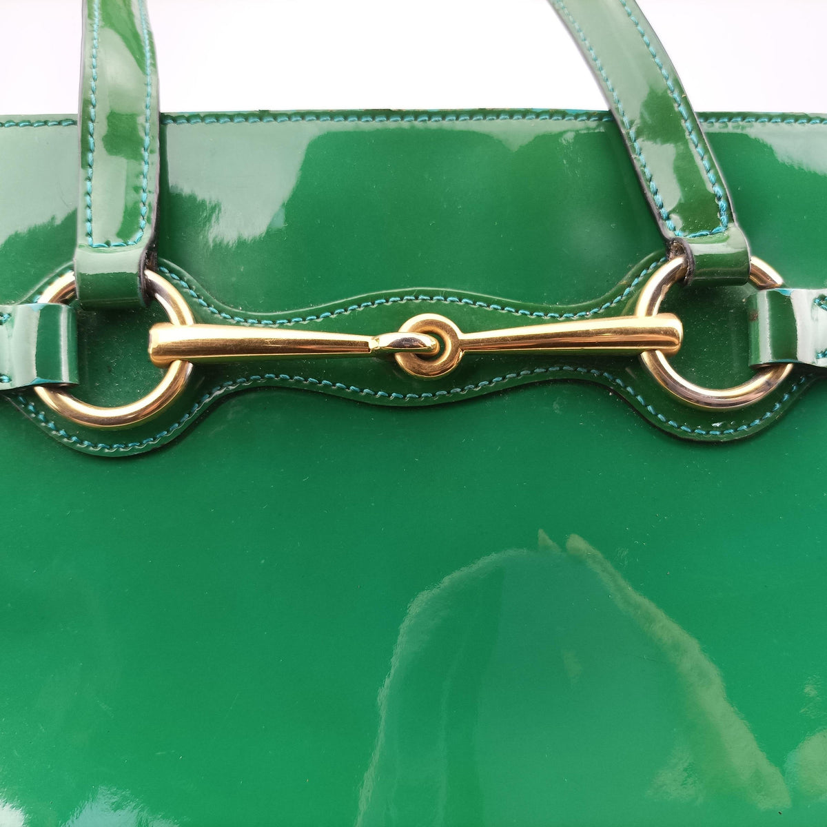 Pre-owned Gucci Bright Bit Green Patent Leather 319795 shoulderbag | stylenewstar