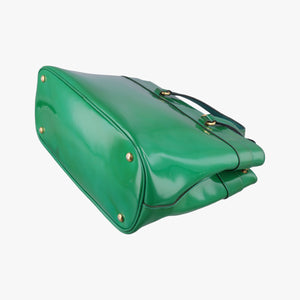 Pre-owned Gucci Bright Bit Green Patent Leather 319795 shoulderbag | stylenewstar
