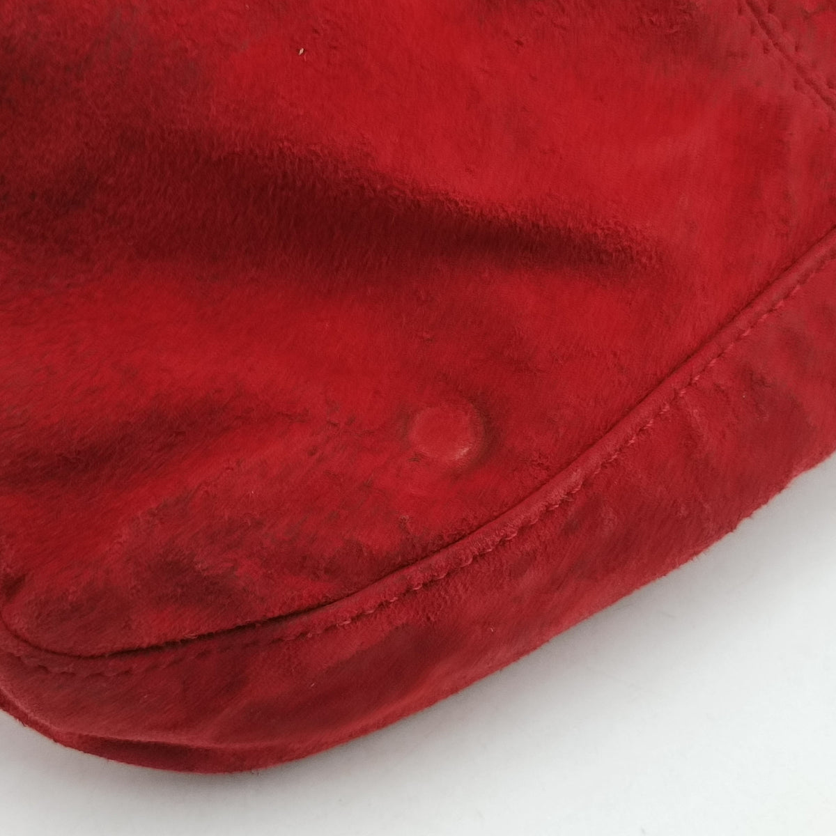 Secondhand Fendi Baguette Red suede 26424 handbag | stylenewstar