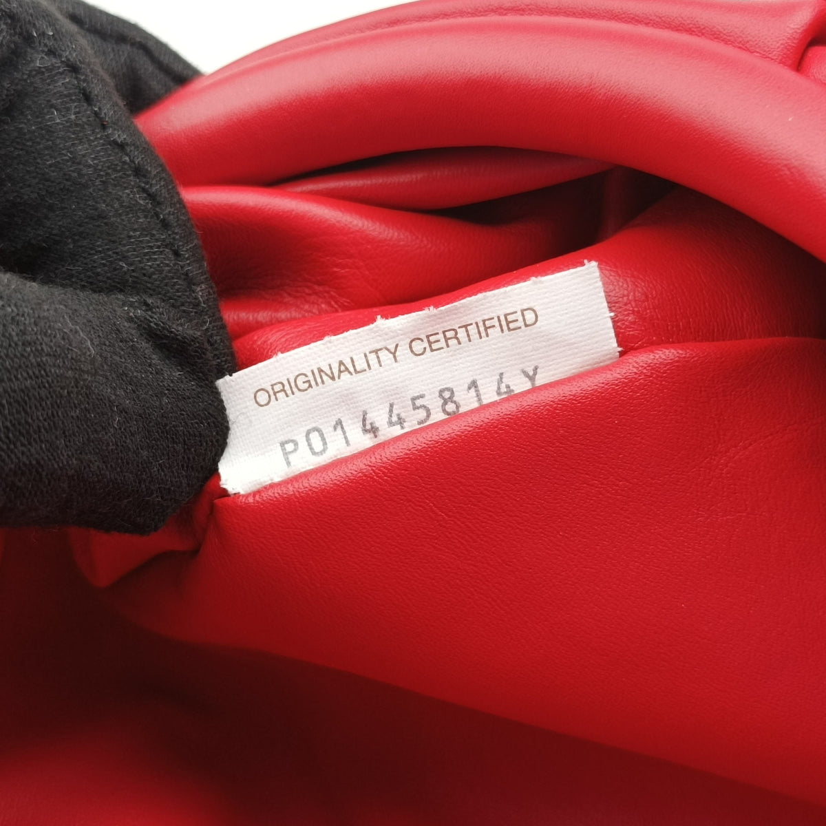 Pre-owned Bottega Veneta The　Chain Pouch Red lambskin  shoulderbag | stylenewstar