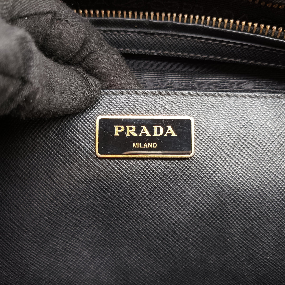 Secondhand Prada Galleria Black SAFFIANO Leather BN2274 shoulderbag | stylenewstar