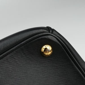 Secondhand Prada Galleria Black SAFFIANO Leather BN2274 shoulderbag | stylenewstar