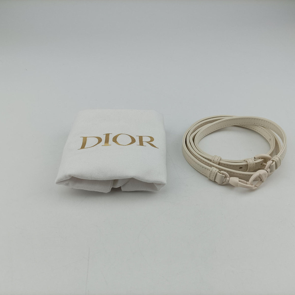 Vintage Christian Dior Lady Dior White leather  shoulderbag | stylenewstar