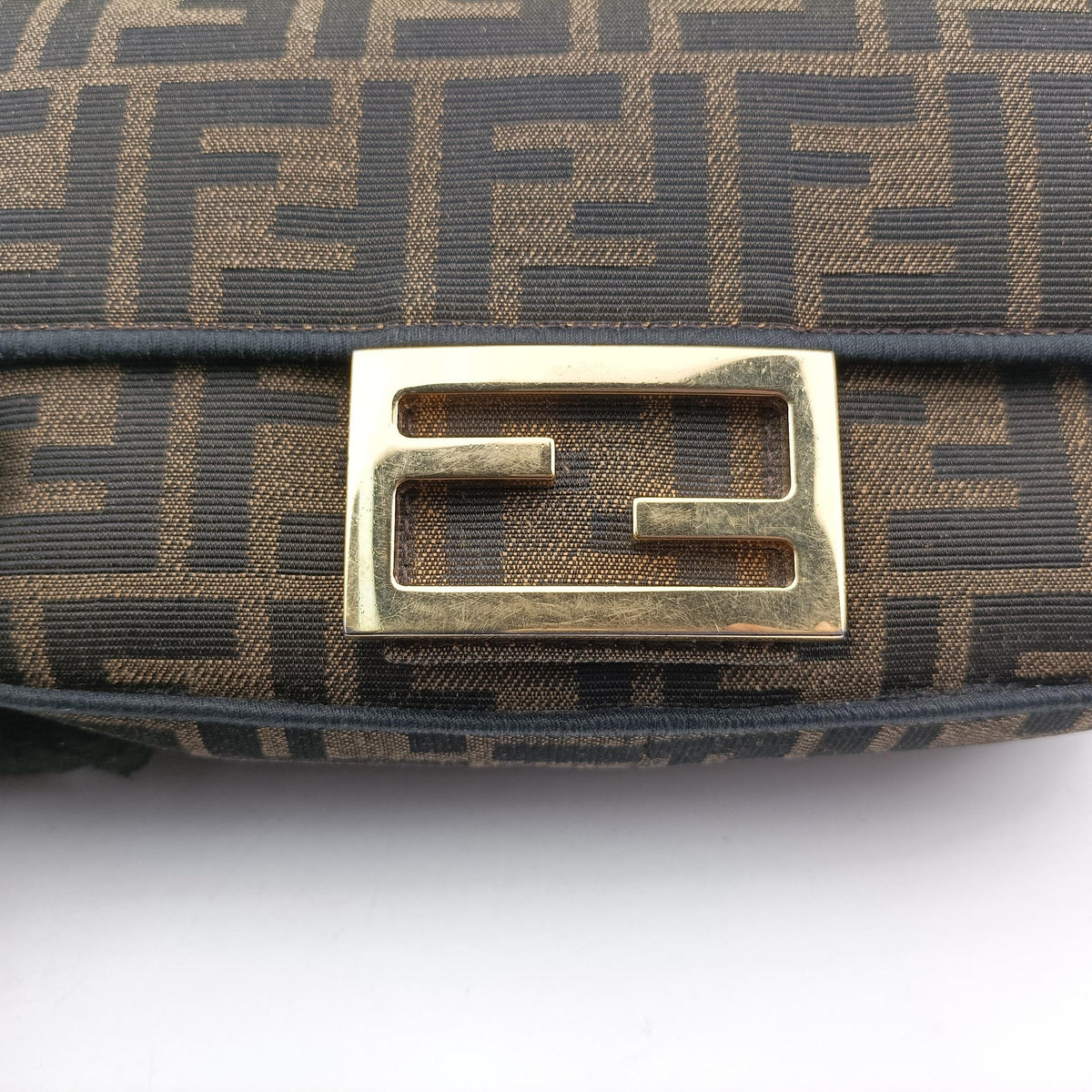 Pre-owned Fendi BAGUETTE Brown canvas 8BS017 shoulderbag | stylenewstar