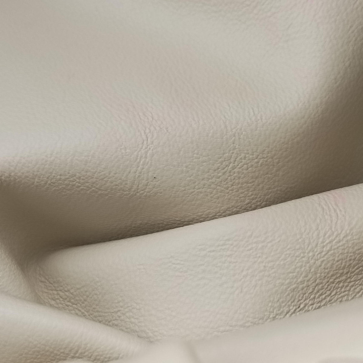 Pre-owned Bottega Veneta THE Chain Pouch White lambskin  shoulderbag | stylenewstar