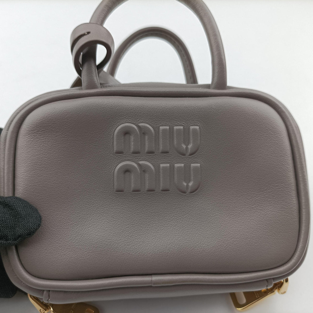 Secondhand Miu Miu Beau Micro Grey Leather  handbag | stylenewstar